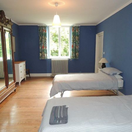 Apartmán La Tour Du Chambon Brignac-la-Plaine Exteriér fotografie