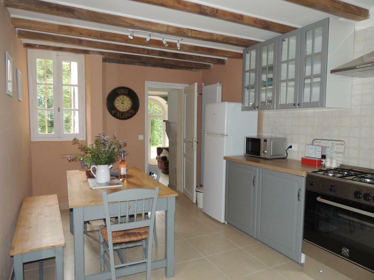 Apartmán La Tour Du Chambon Brignac-la-Plaine Exteriér fotografie